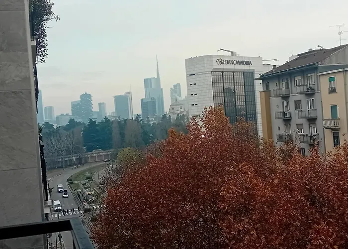 Cenn 8 Milan